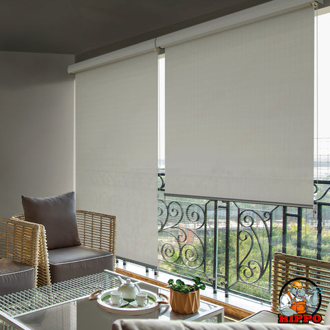 HIPPO Outdoor 230 GSM Roller Blind